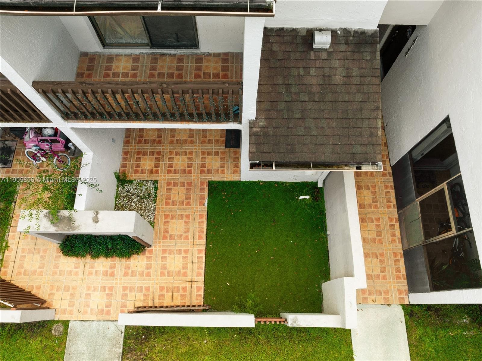 VILLAS OF AMBERWOOD · #68-6 in Doral - Photo 2