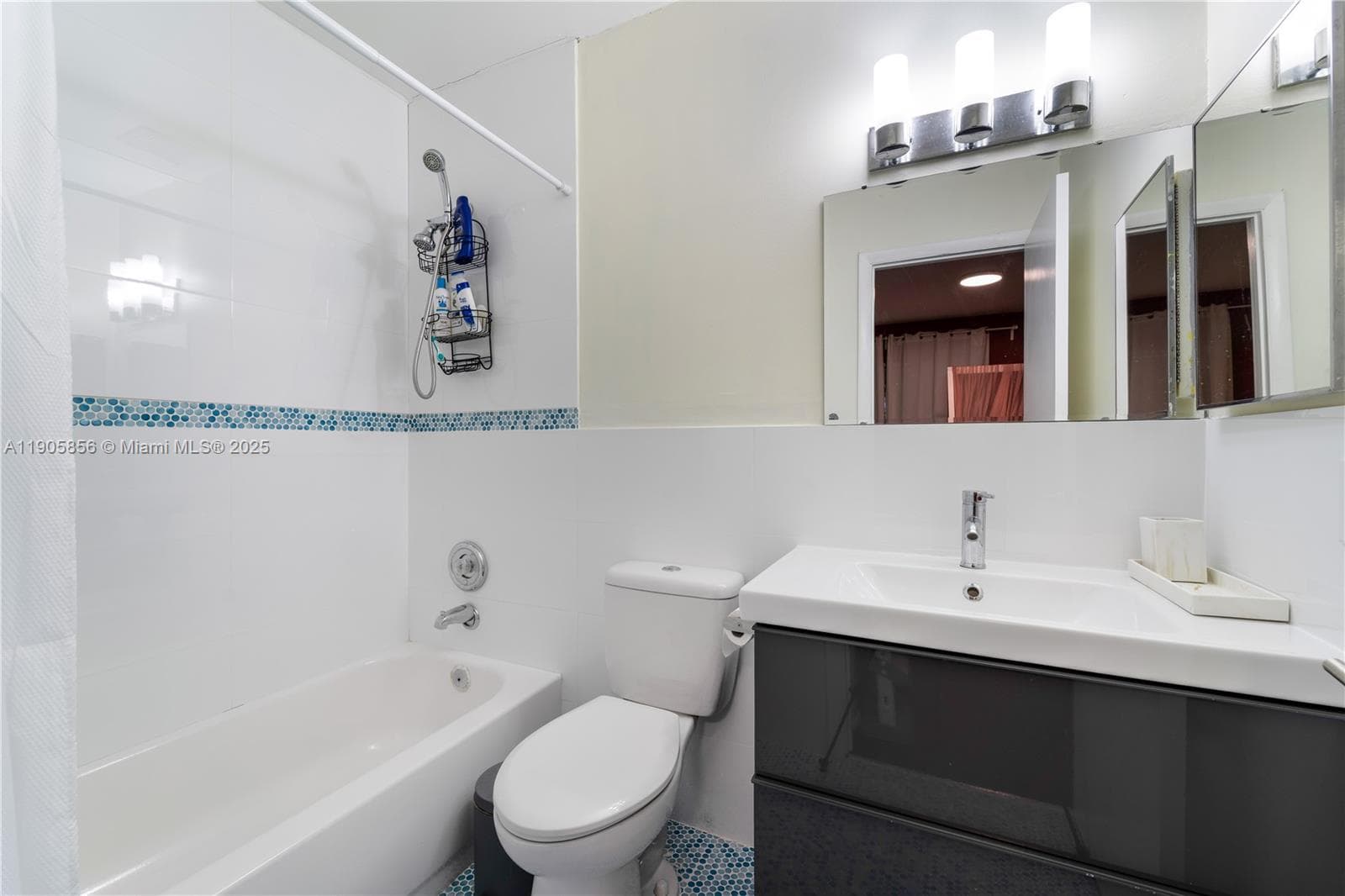 VILLAS OF AMBERWOOD · #68-6 in Doral - Photo 42
