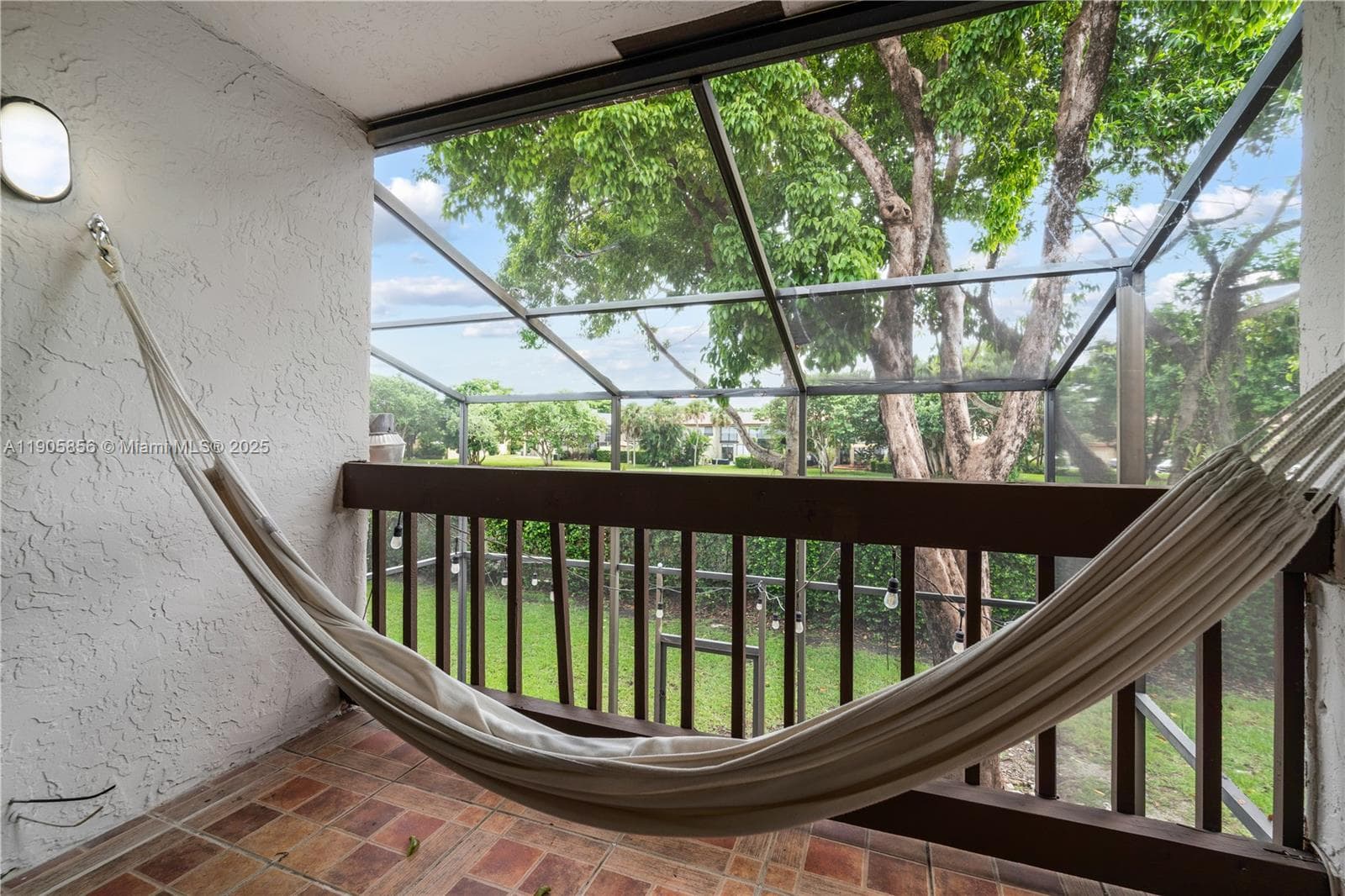 VILLAS OF AMBERWOOD · #68-6 in Doral - Photo 57