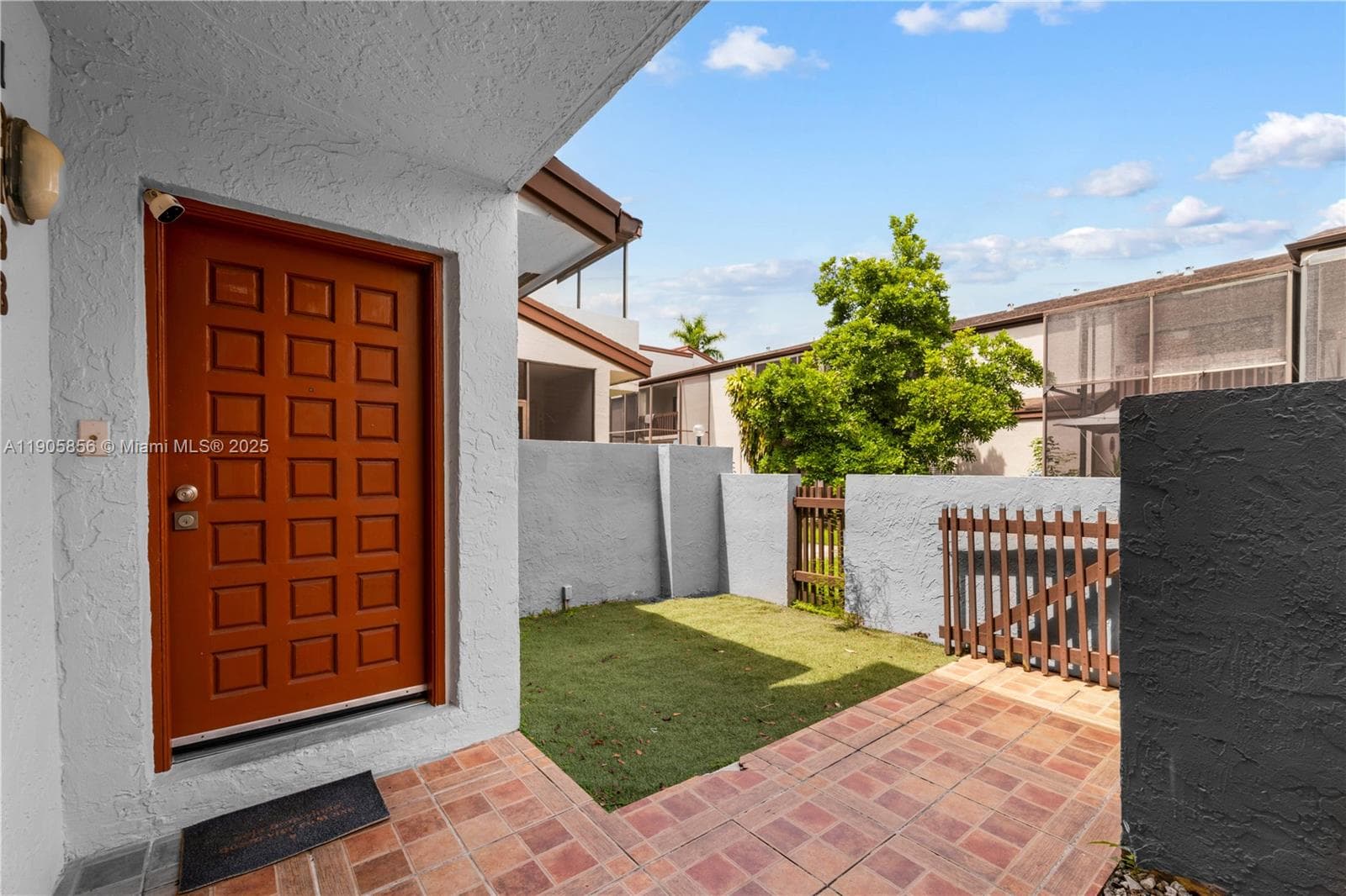 VILLAS OF AMBERWOOD · #68-6 in Doral - Photo 22
