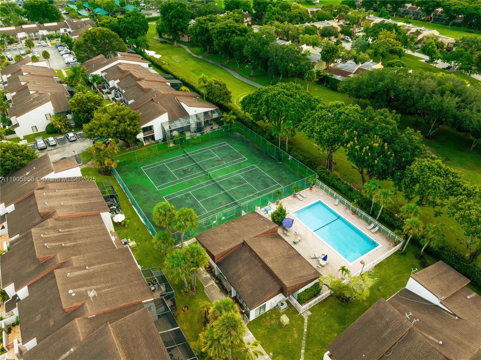 VILLAS OF AMBERWOOD · #68-6 in Doral - Photo 7