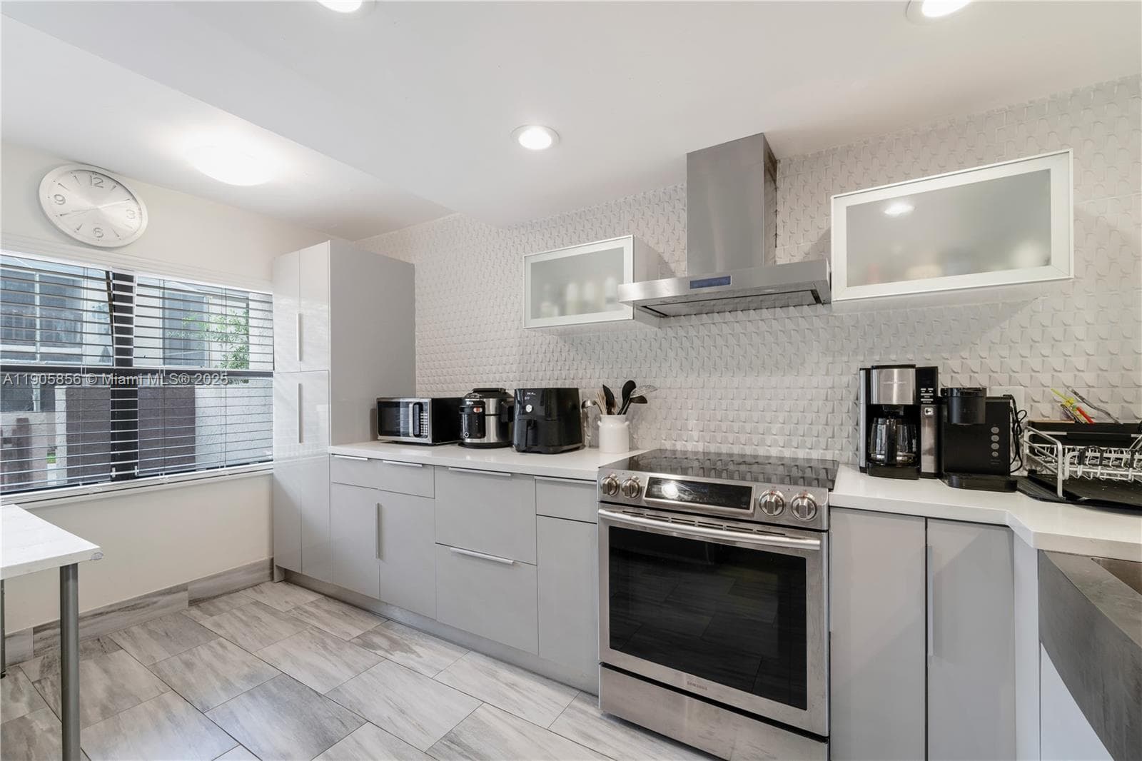 VILLAS OF AMBERWOOD · #68-6 in Doral - Photo 32