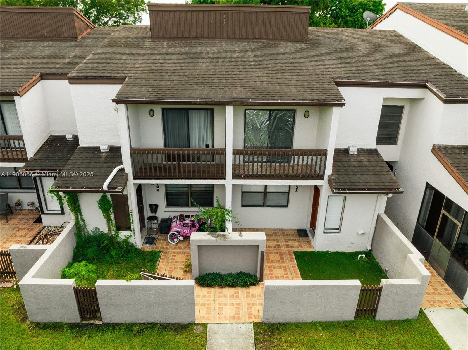 VILLAS OF AMBERWOOD · #68-6 in Doral - Photo 1