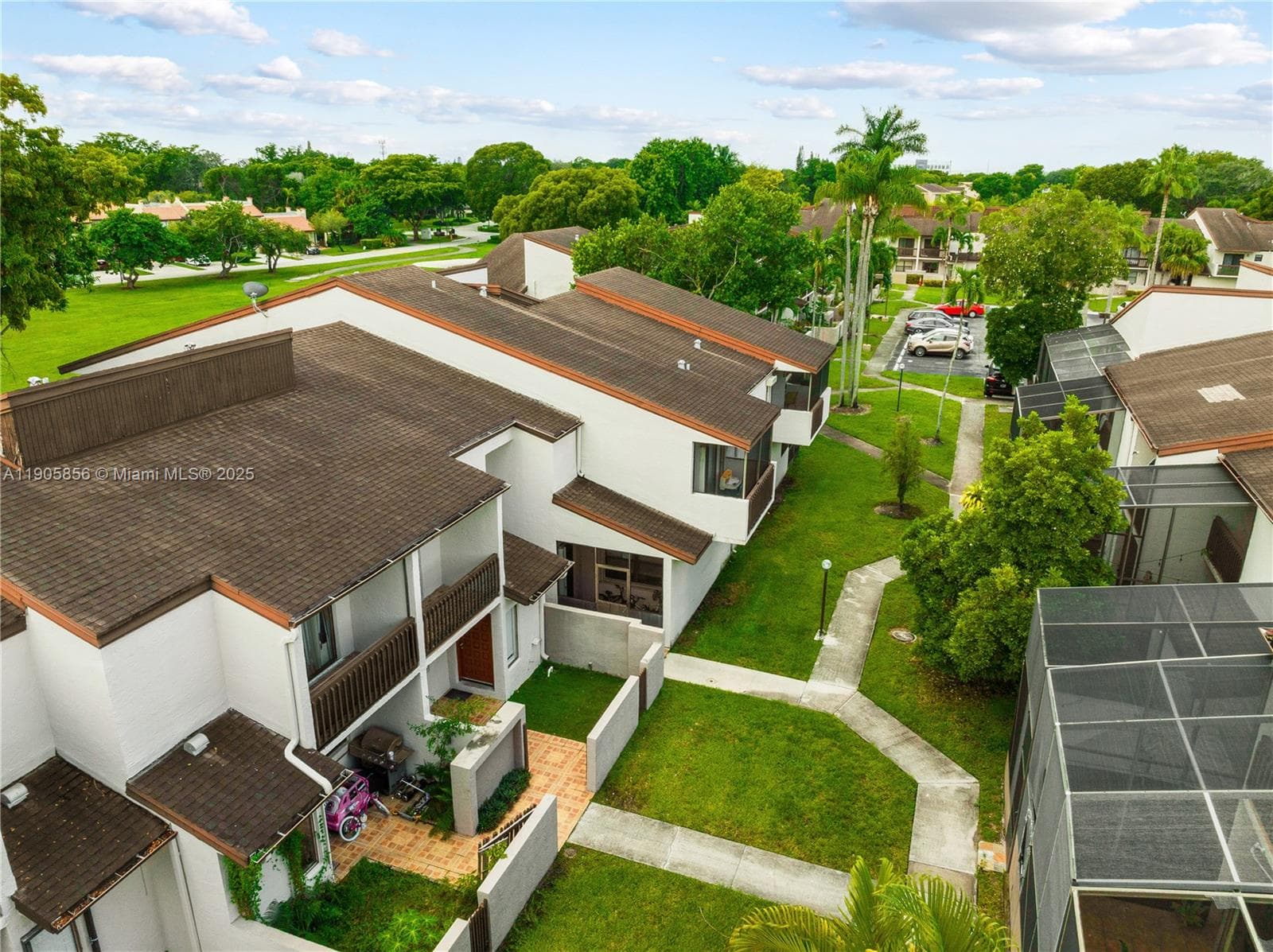 VILLAS OF AMBERWOOD · #68-6 in Doral - Photo 5