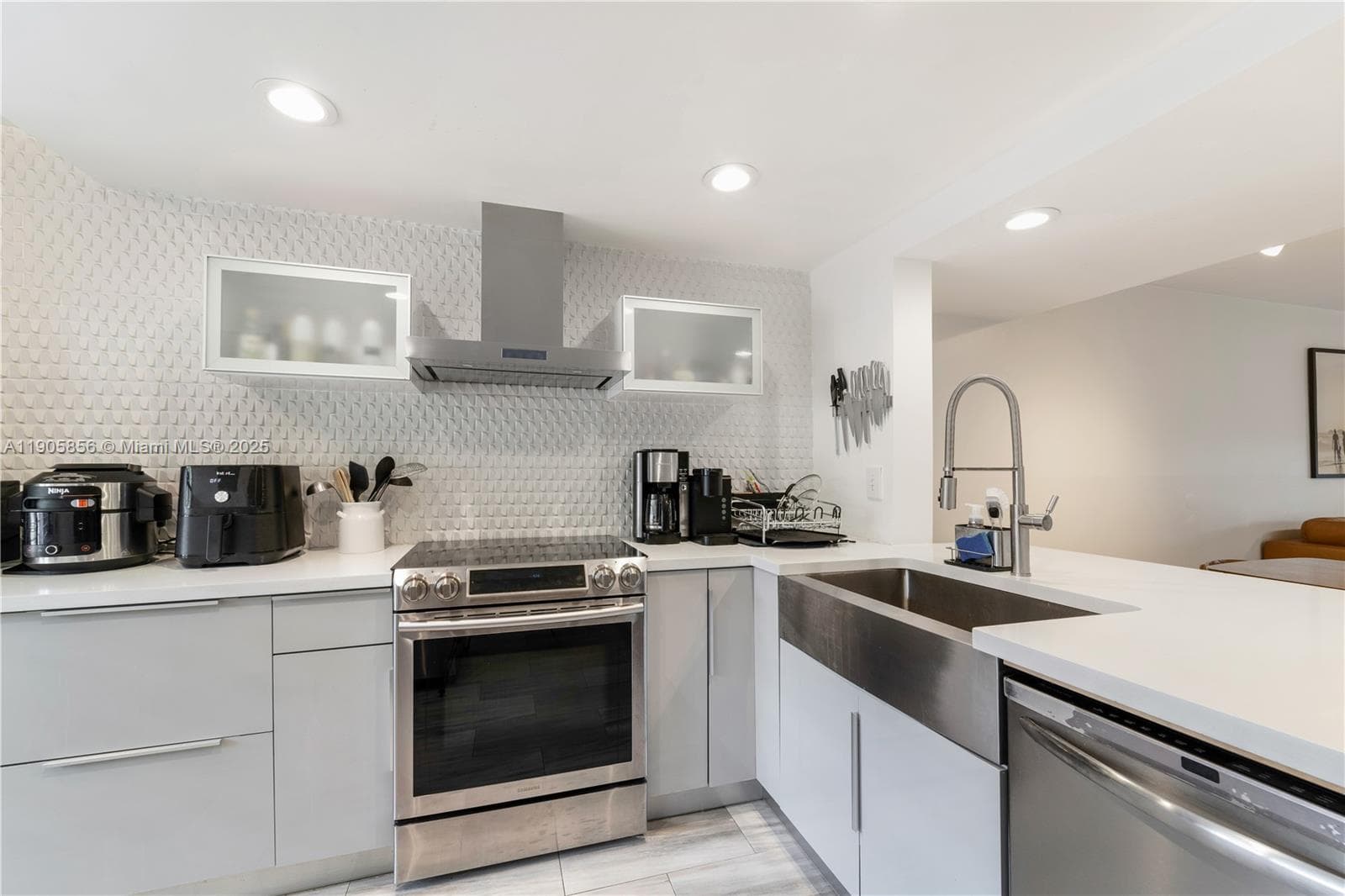VILLAS OF AMBERWOOD · #68-6 in Doral - Photo 30