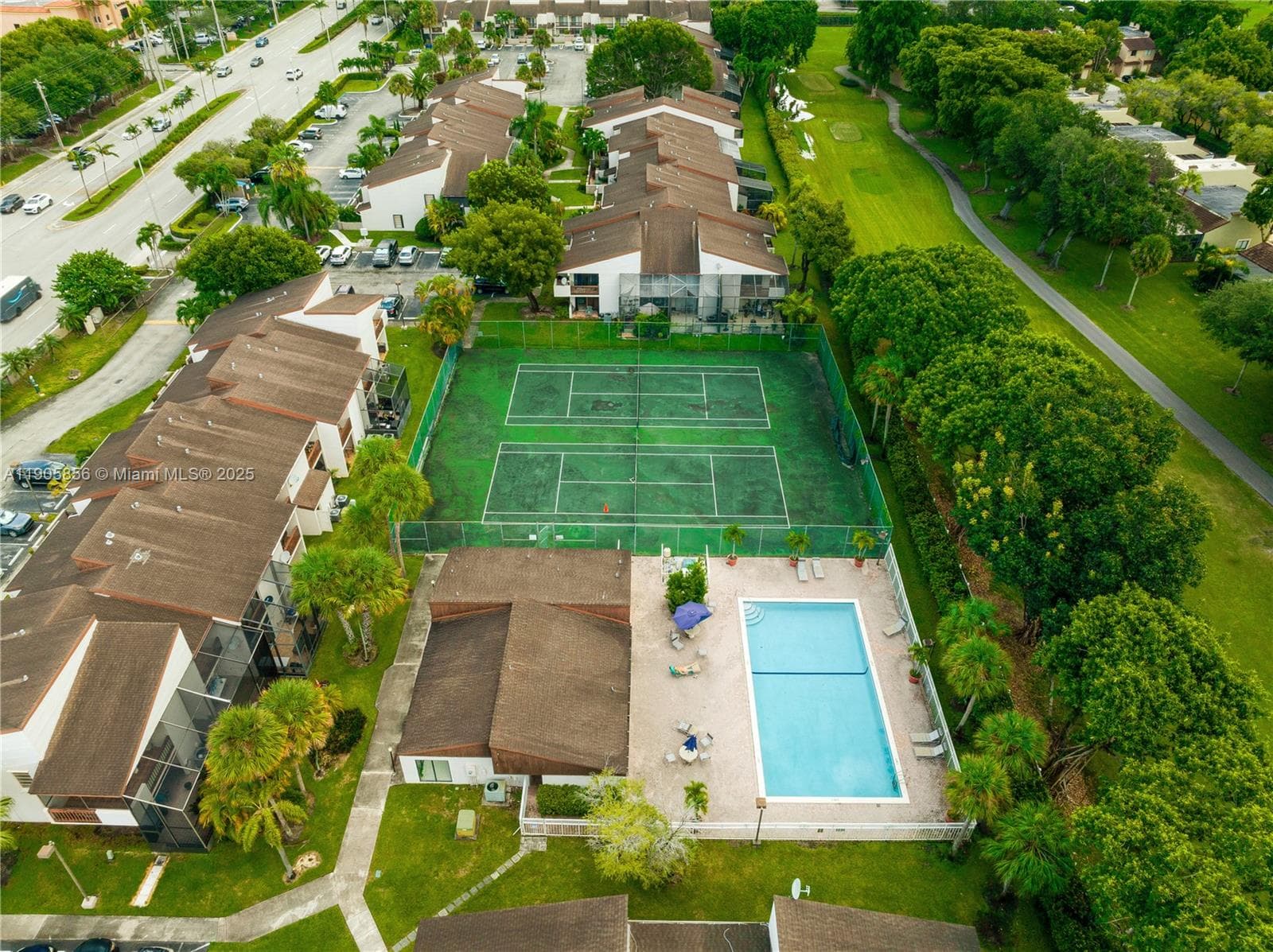 VILLAS OF AMBERWOOD · #68-6 in Doral - Photo 8