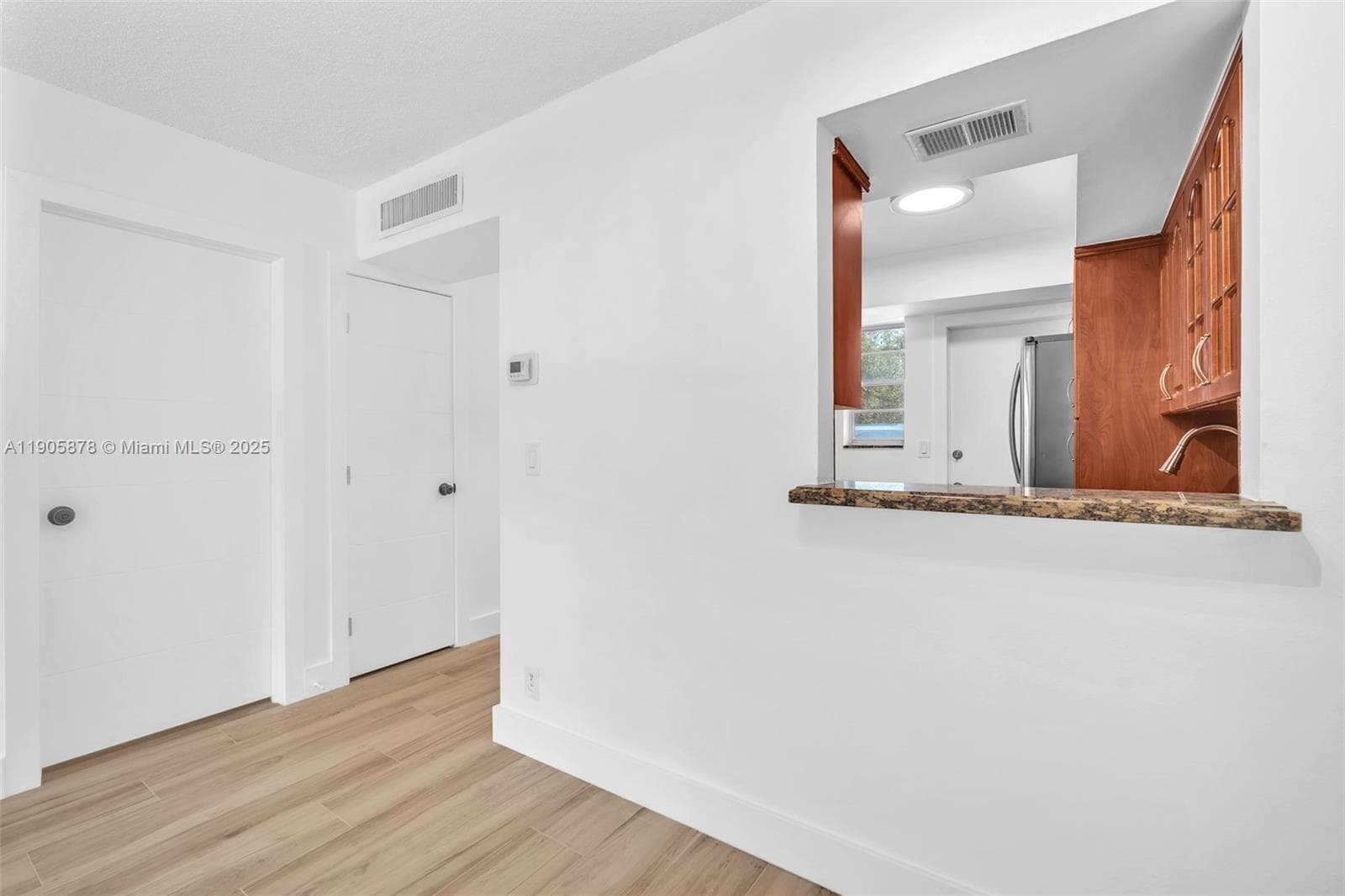 APRIL BREEZE CONDO · #109 in Hallandale Beach - Photo 12
