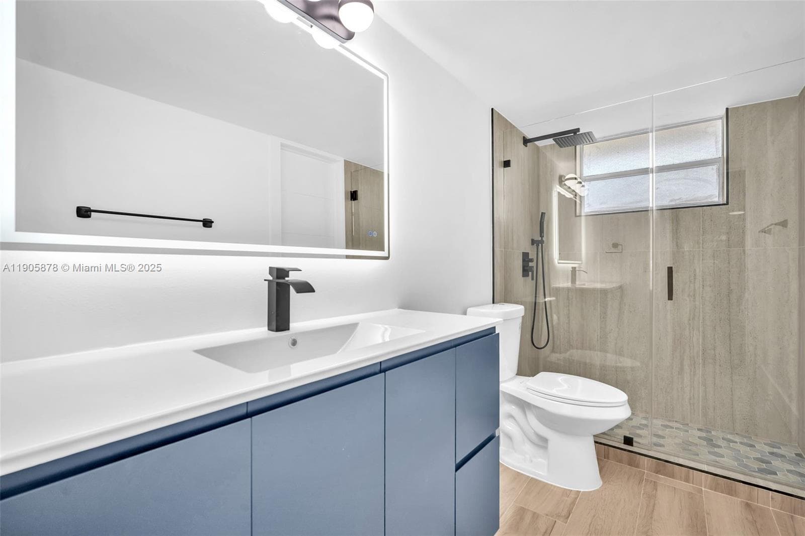 APRIL BREEZE CONDO · #109 in Hallandale Beach - Photo 1