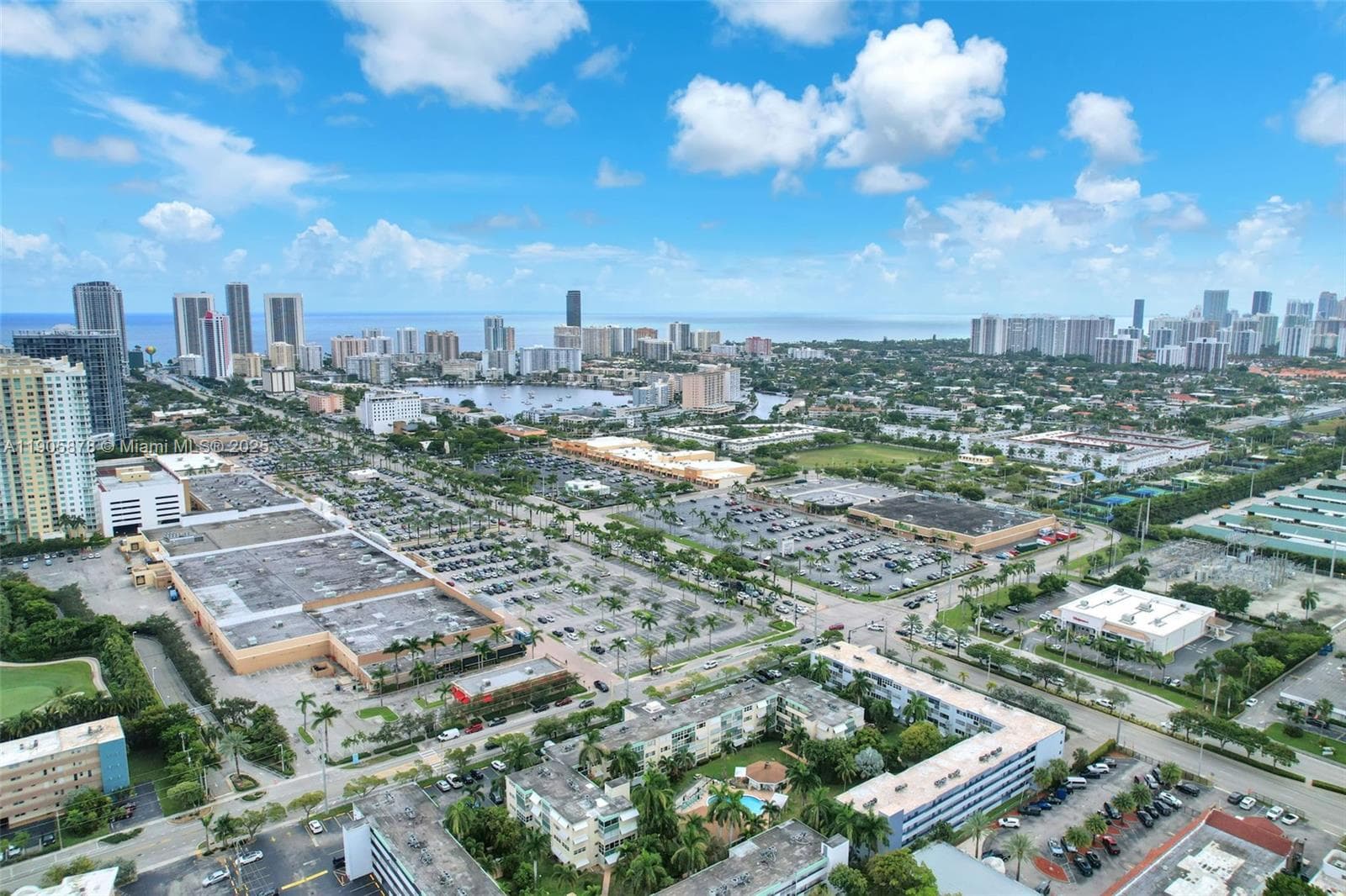 APRIL BREEZE CONDO · #109 in Hallandale Beach - Photo 33