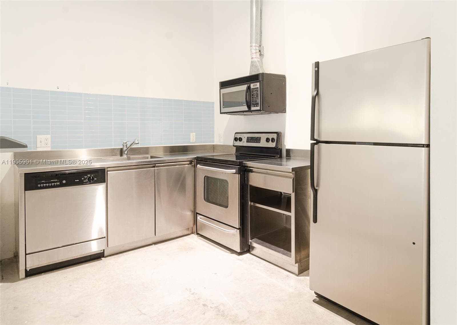 WYNWOOD LOFTS CONDO · #202 in Miami - Photo 4