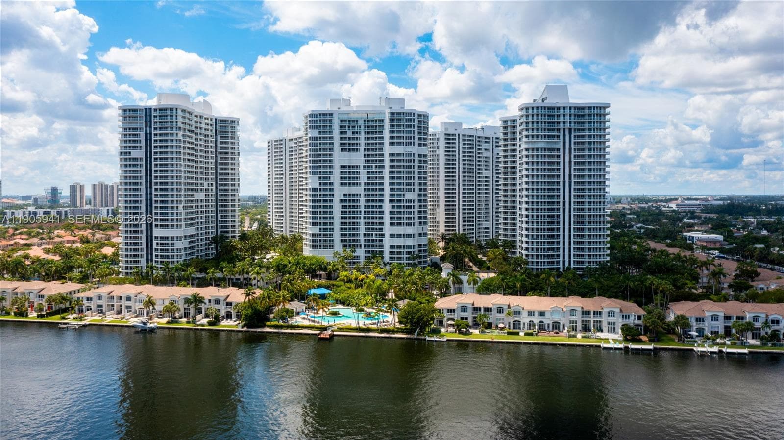 ATLANTIC III AT THE POINT · #401 in Aventura - Photo 34