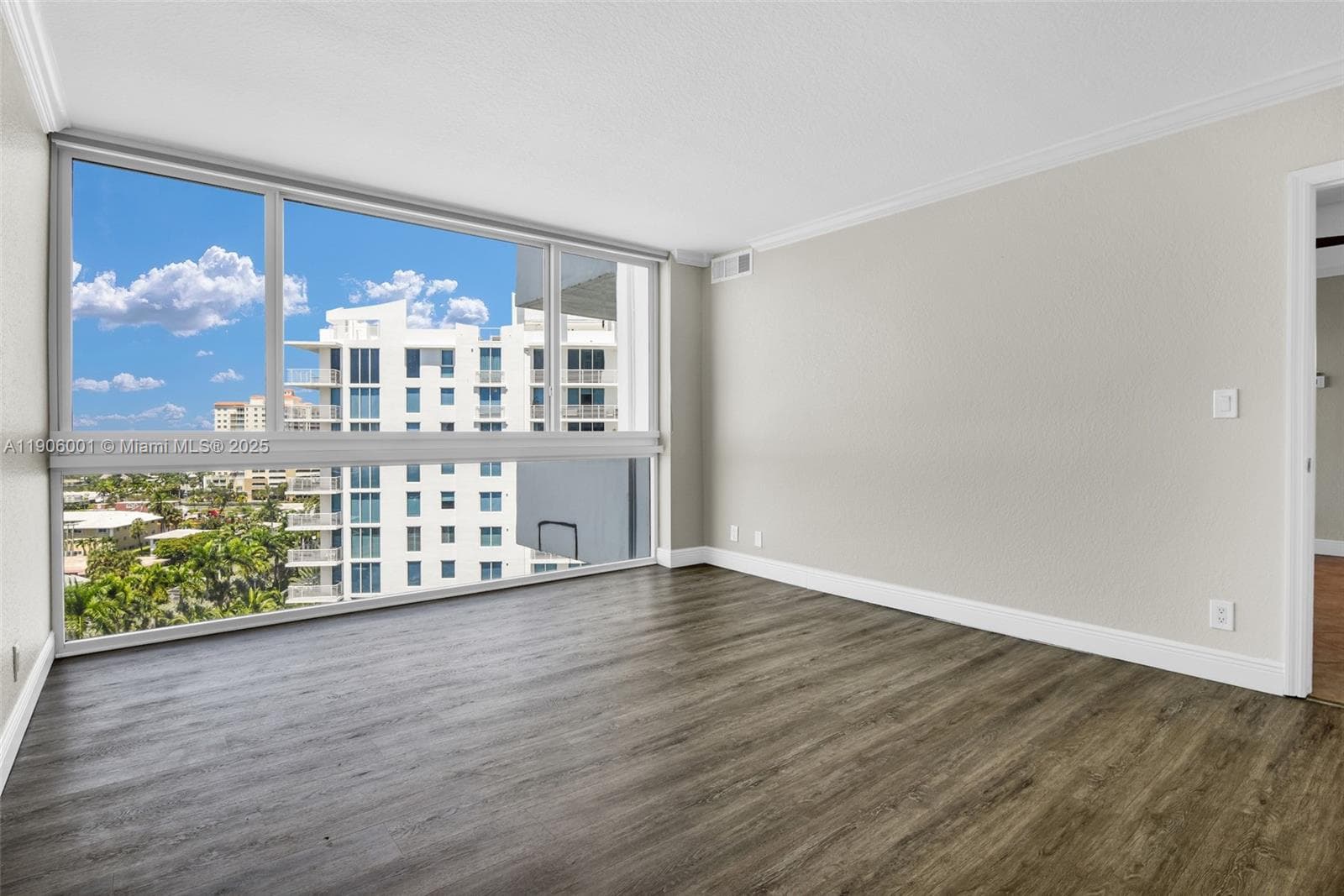 EMBASSY TOWER II INC COND · #11B in Fort Lauderdale - Photo 23