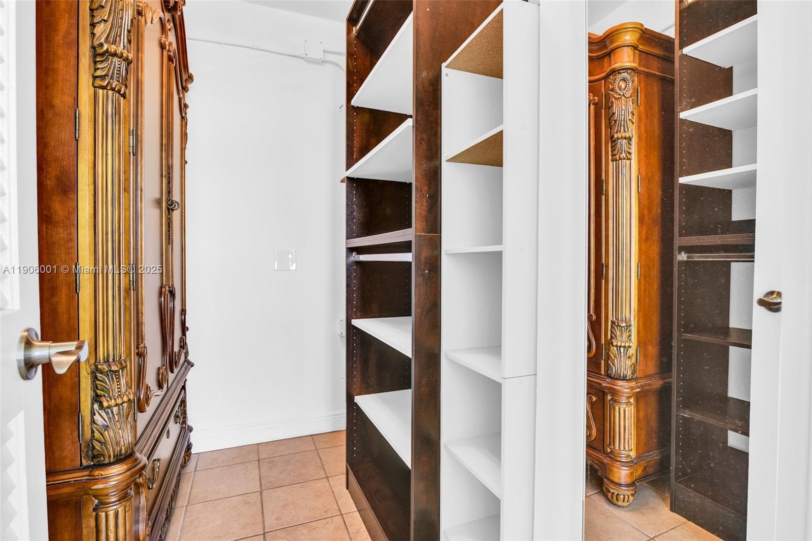 EMBASSY TOWER II INC COND · #11B in Fort Lauderdale - Photo 12