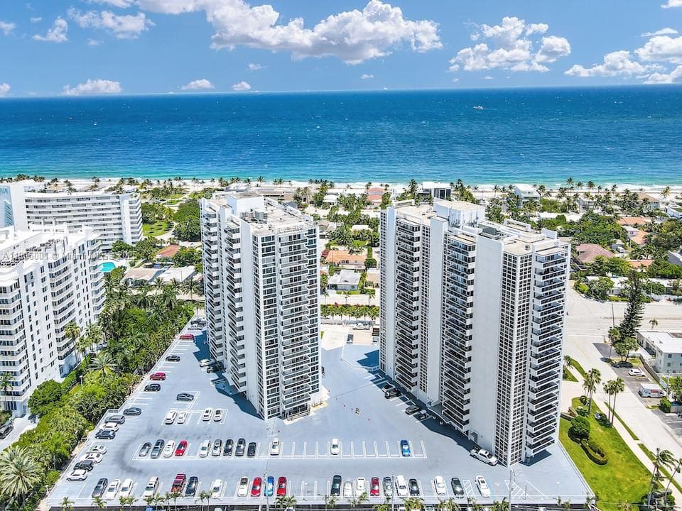EMBASSY TOWER II INC COND · #11B in Fort Lauderdale - Photo 1
