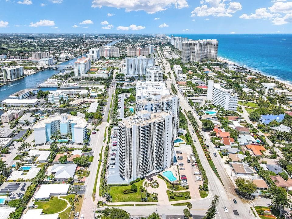 EMBASSY TOWER II INC COND · #11B in Fort Lauderdale - Photo 34