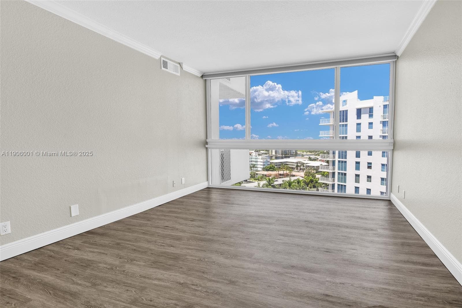 EMBASSY TOWER II INC COND · #11B in Fort Lauderdale - Photo 21