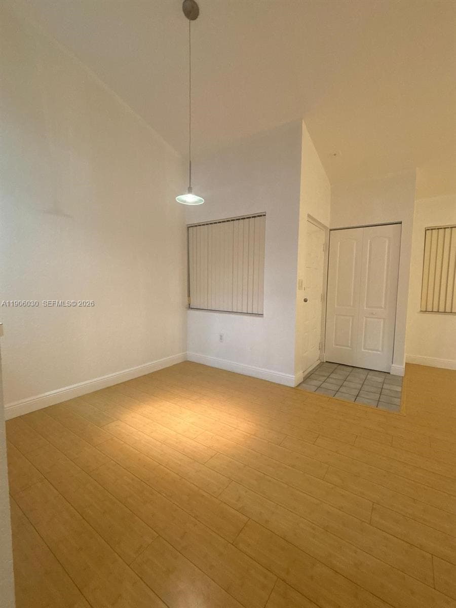 LAKEVIEW CLUB CONDO · #201 in Oakland Park - Photo 2