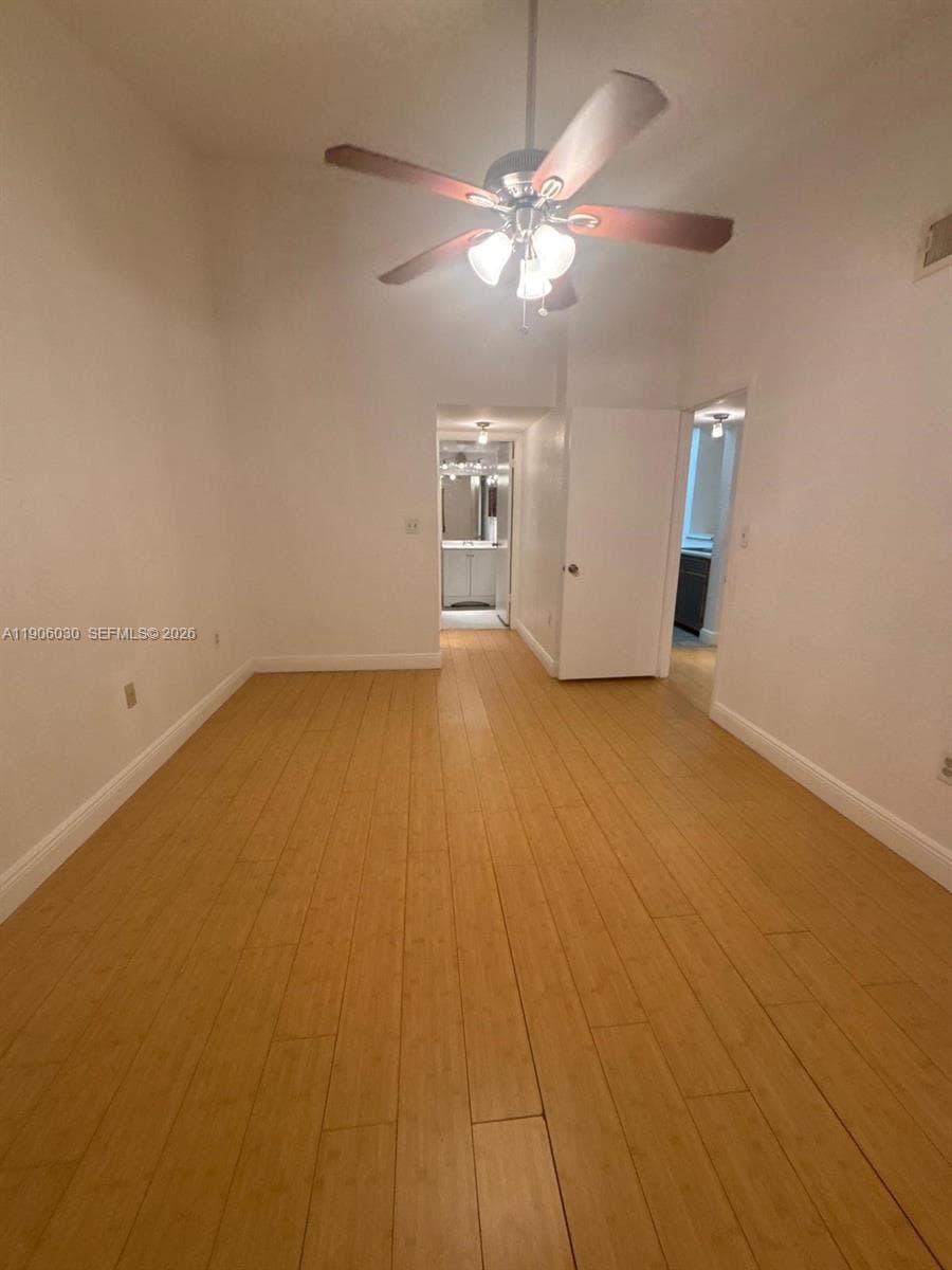 LAKEVIEW CLUB CONDO · #201 in Oakland Park - Photo 12