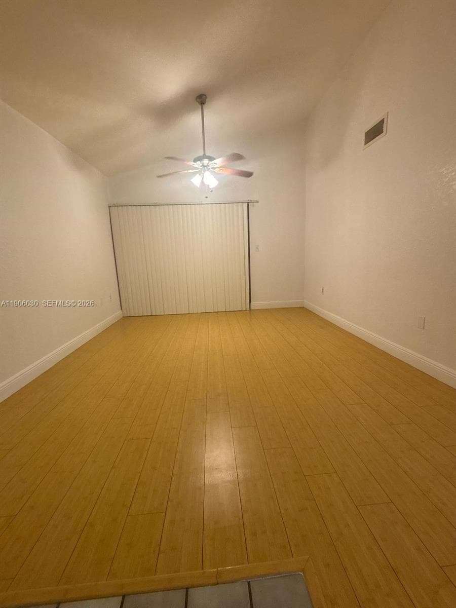 LAKEVIEW CLUB CONDO · #201 in Oakland Park - Photo 4