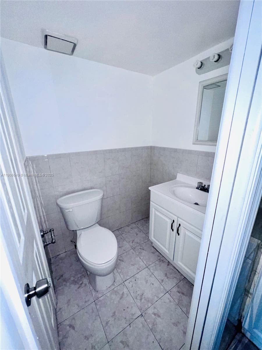 GOLD COAST CONDO · #305 in North Miami - Photo 11
