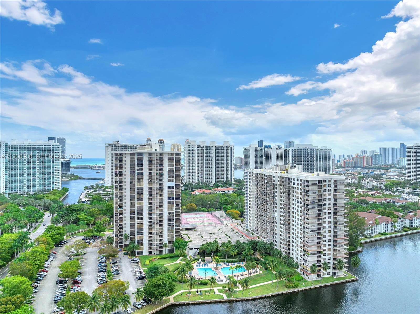TOWER AT BISCAYNE COVE CO · #107 in Aventura - Photo 7