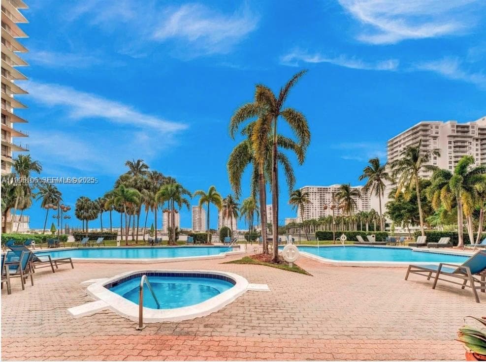 TOWER AT BISCAYNE COVE CO · #107 in Aventura - Photo 34