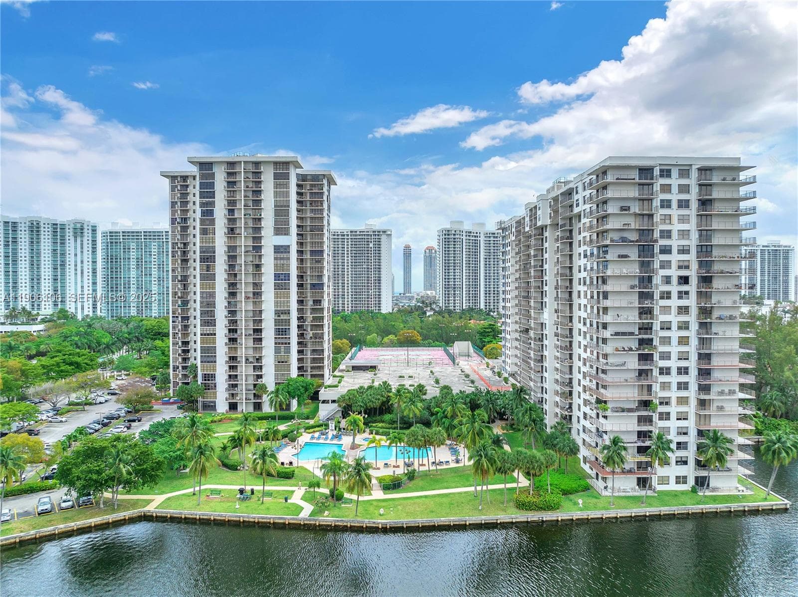 TOWER AT BISCAYNE COVE CO · #107 in Aventura - Photo 41