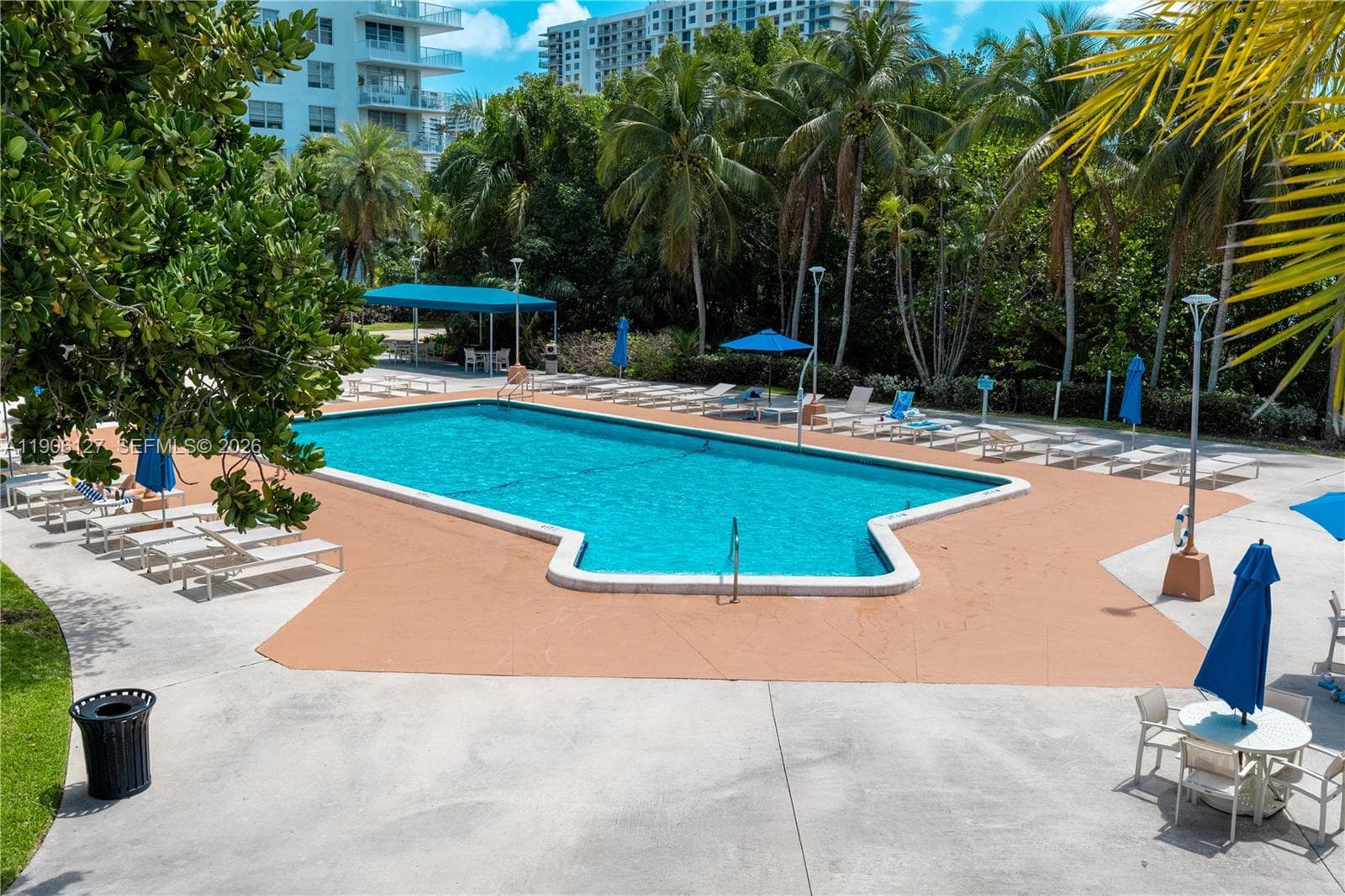 ADMIRALS PORT CONDO · #1516W in Aventura - Photo 32