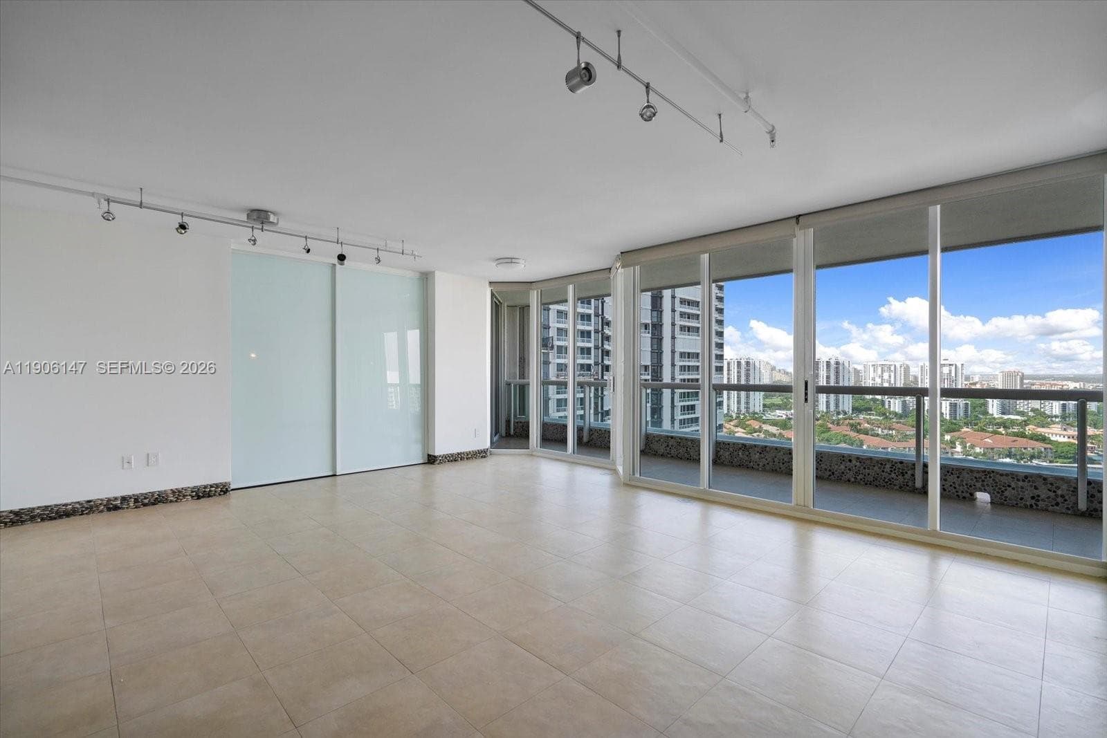 NORTH TOWER AT THE POINT · #2204 in Aventura - Photo 13