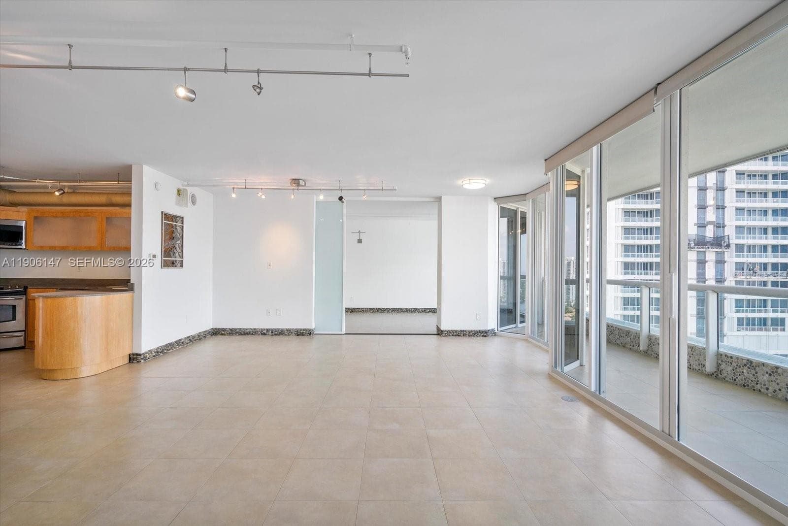 NORTH TOWER AT THE POINT · #2204 in Aventura - Photo 11