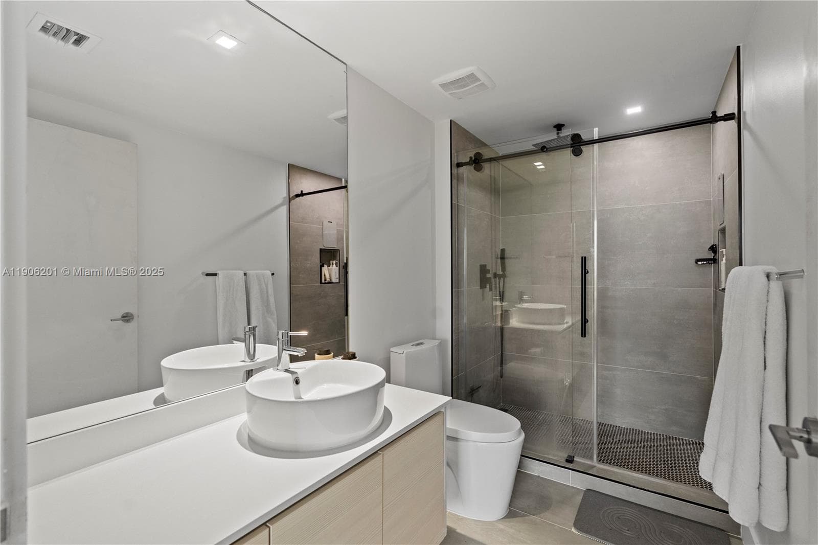 4250 BISCAYNE BOULEVARD C · #1218 in Miami - Photo 11