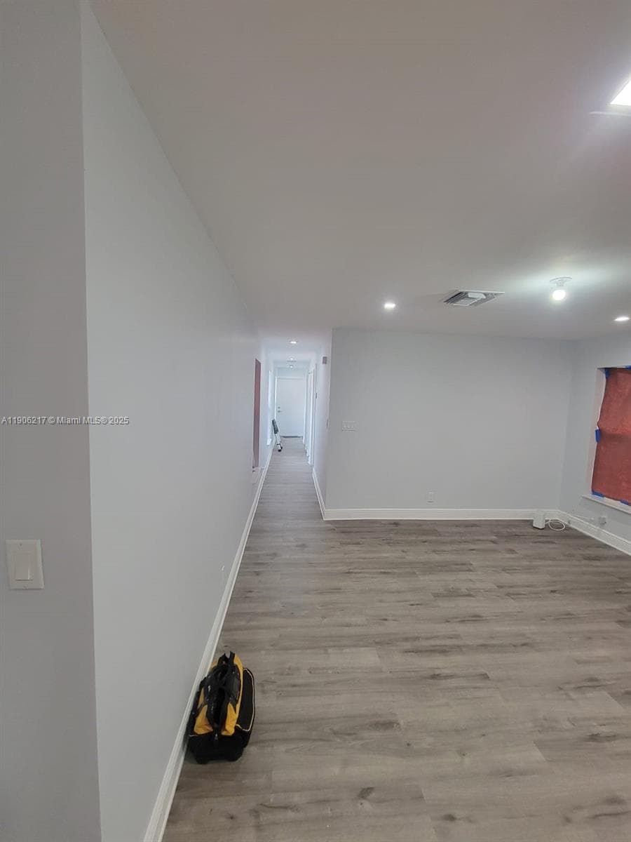 1809 NW 8th Pl #1809 photo 5