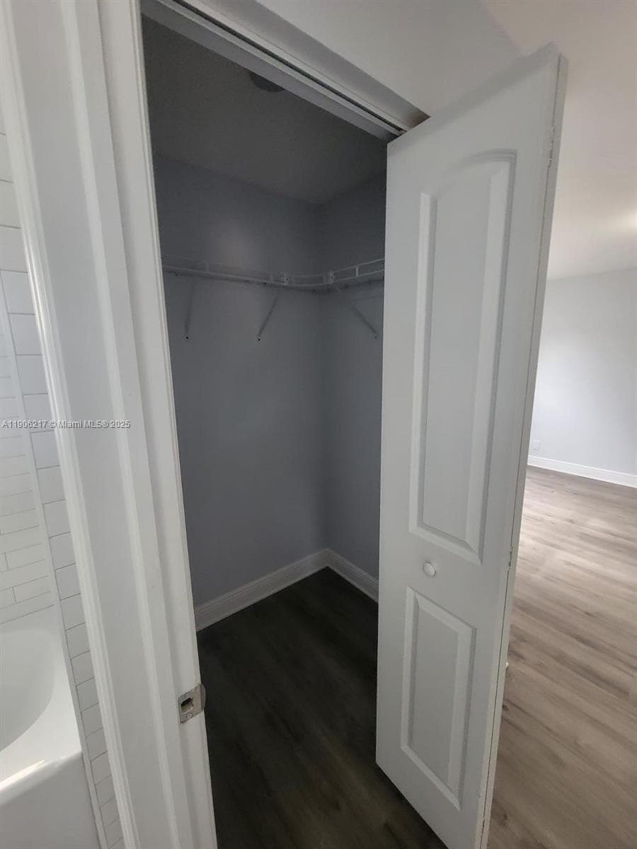 1809 NW 8th Pl #1809 photo 10