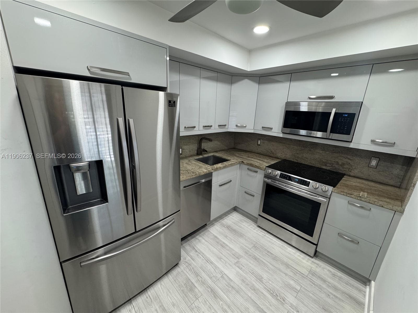 PALM AIRE COUNTRY CLUB · #305 in Pompano Beach - Photo 3