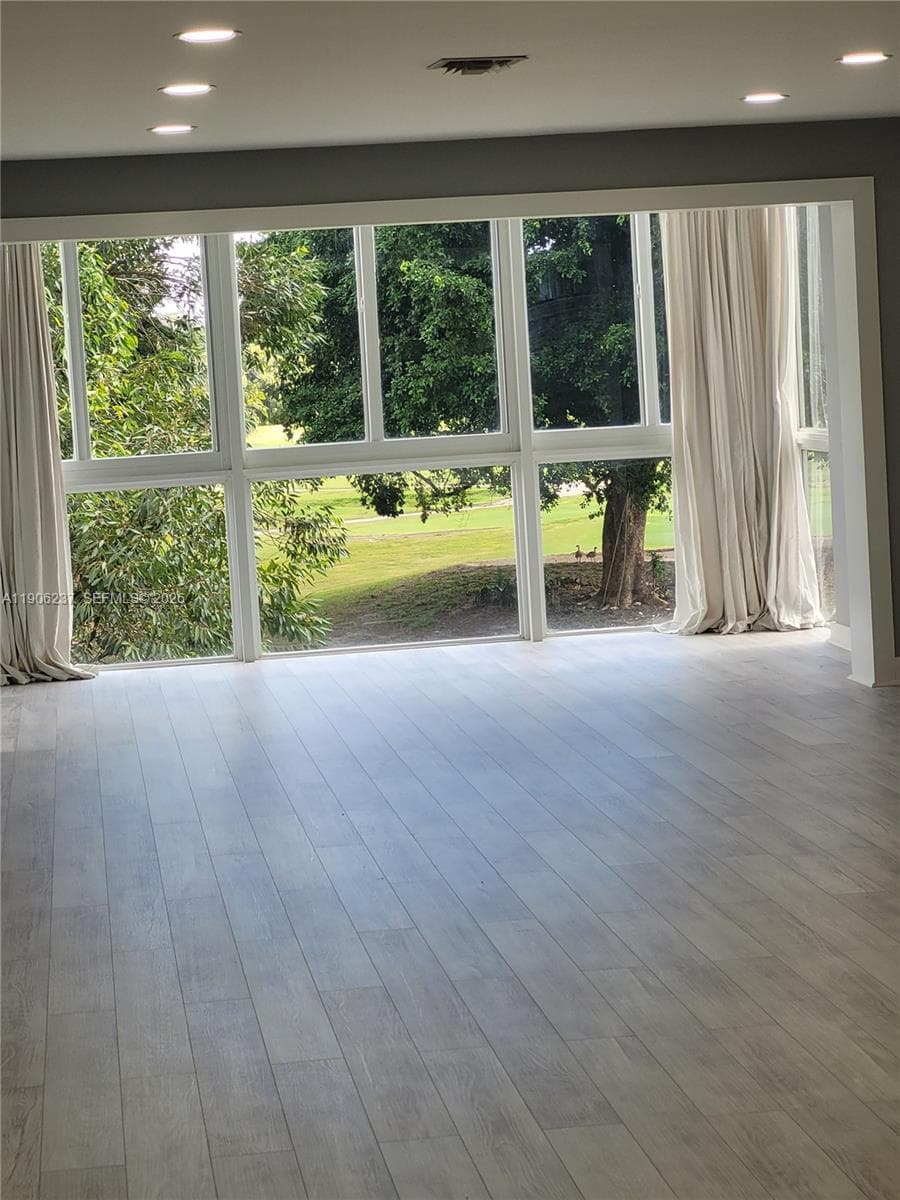 PALM AIRE COUNTRY CLUB · #305 in Pompano Beach - Photo 10
