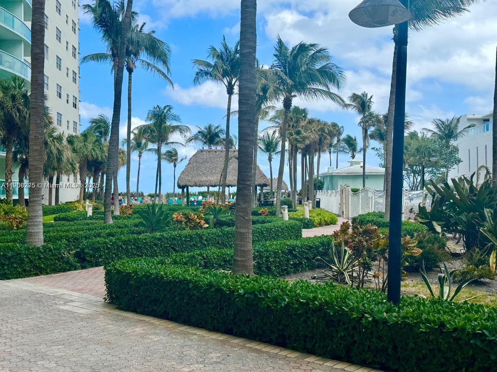 TIDES ON HOLLYWOOD BEACH · #5A in Hollywood - Photo 43