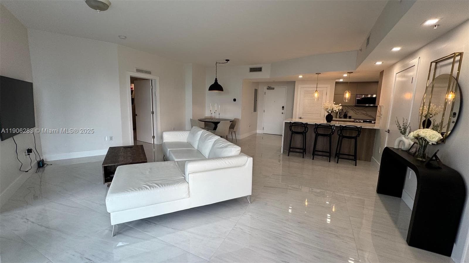 EASTSIDE AT AVENTURA COND · #402 in Aventura - Photo 1
