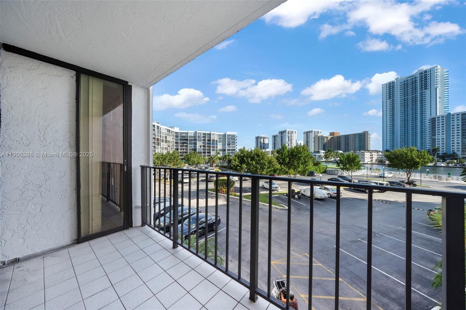 OCEANVIEW PARK CONDO · #302 in Hallandale Beach - Photo 6