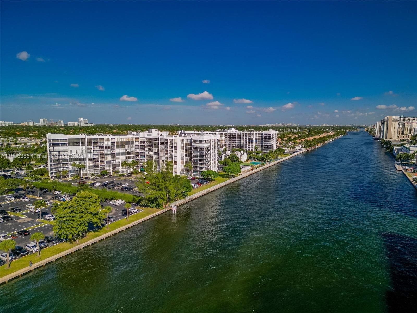 OCEANVIEW PARK CONDO · #302 in Hallandale Beach - Photo 22