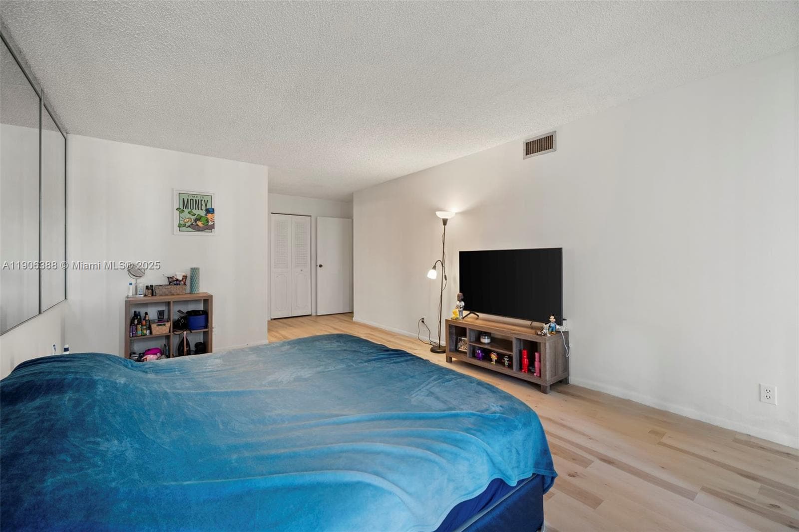 OCEANVIEW PARK CONDO · #302 in Hallandale Beach - Photo 10