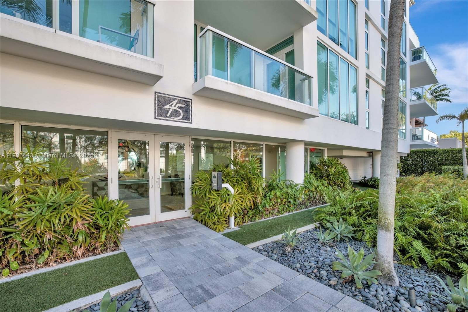 45 Hendricks · #403 in Fort Lauderdale - Photo 59