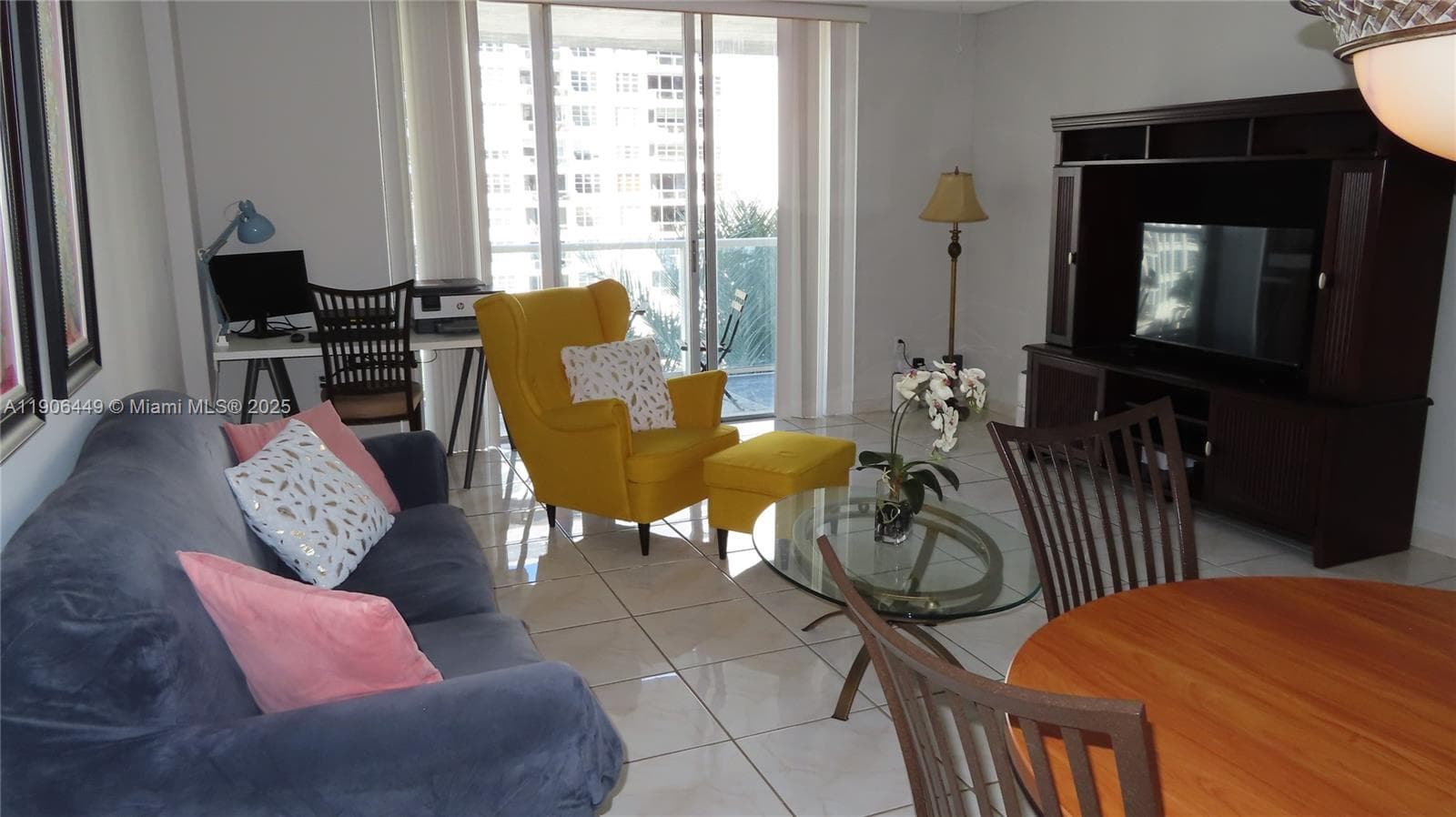 Arlen Beach Condominium · #511 in Miami Beach - Photo 7