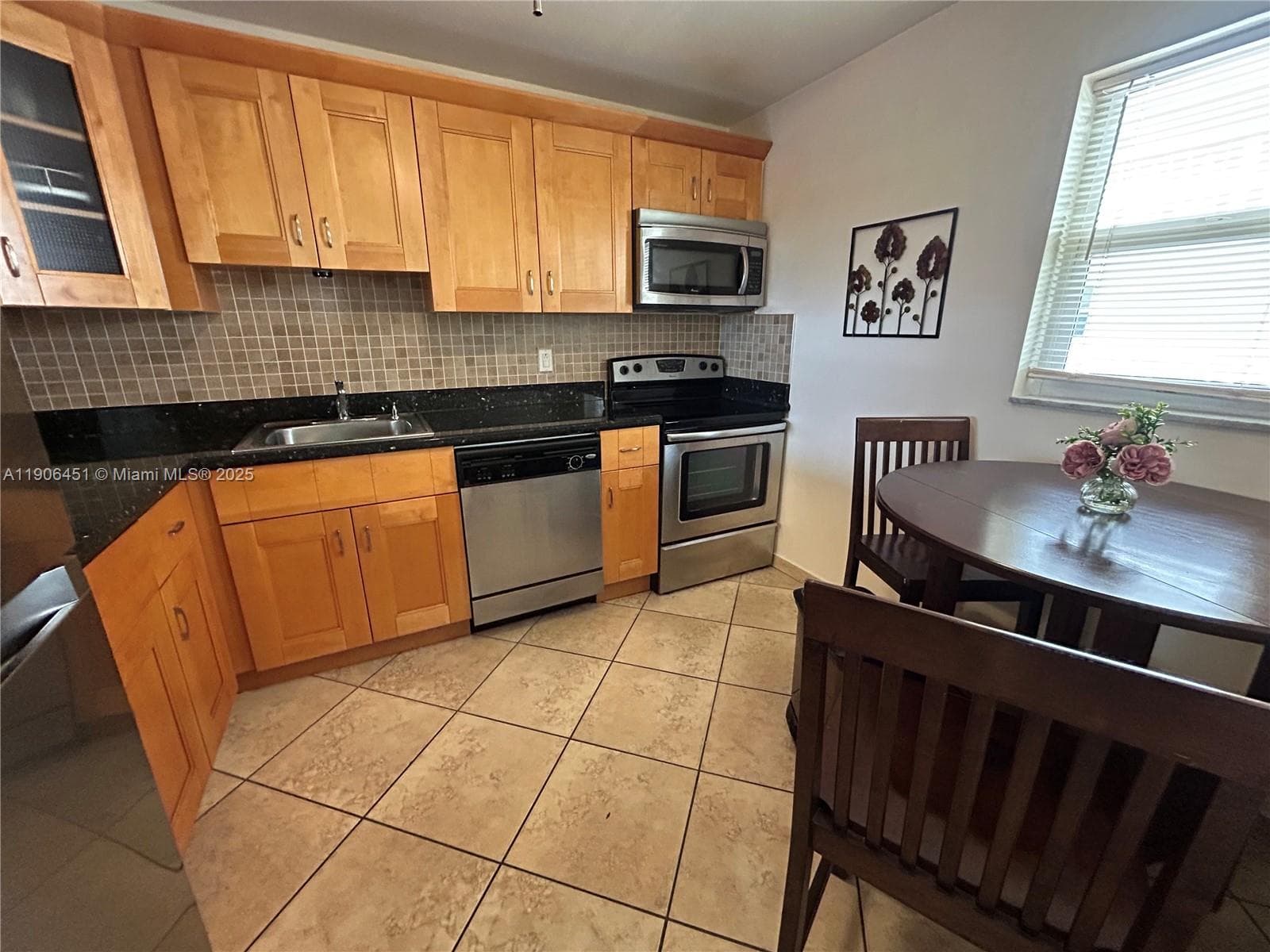 FOURTH GULFSTREAM GARDEN · #308 in Hallandale Beach - Photo 12
