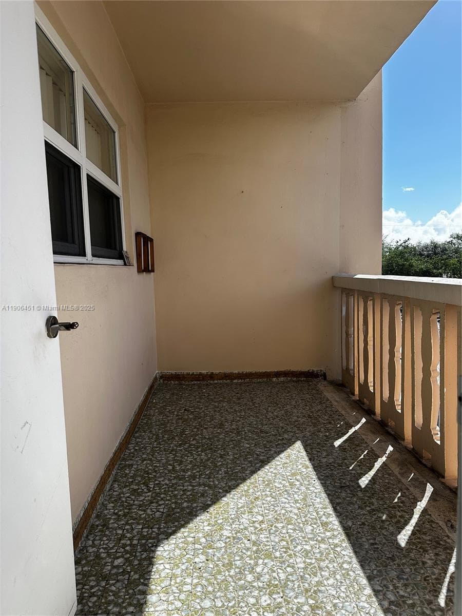 FOURTH GULFSTREAM GARDEN · #308 in Hallandale Beach - Photo 30