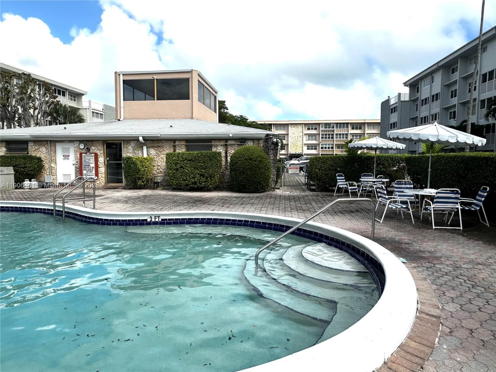 FOURTH GULFSTREAM GARDEN · #308 in Hallandale Beach - Photo 38