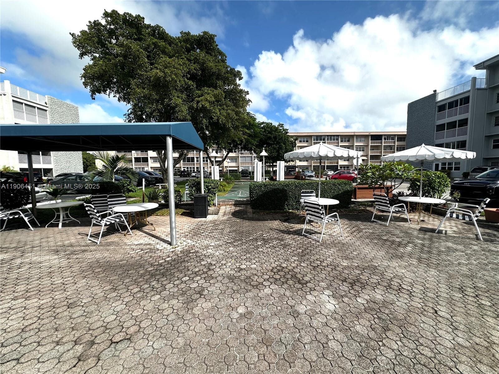 FOURTH GULFSTREAM GARDEN · #308 in Hallandale Beach - Photo 39