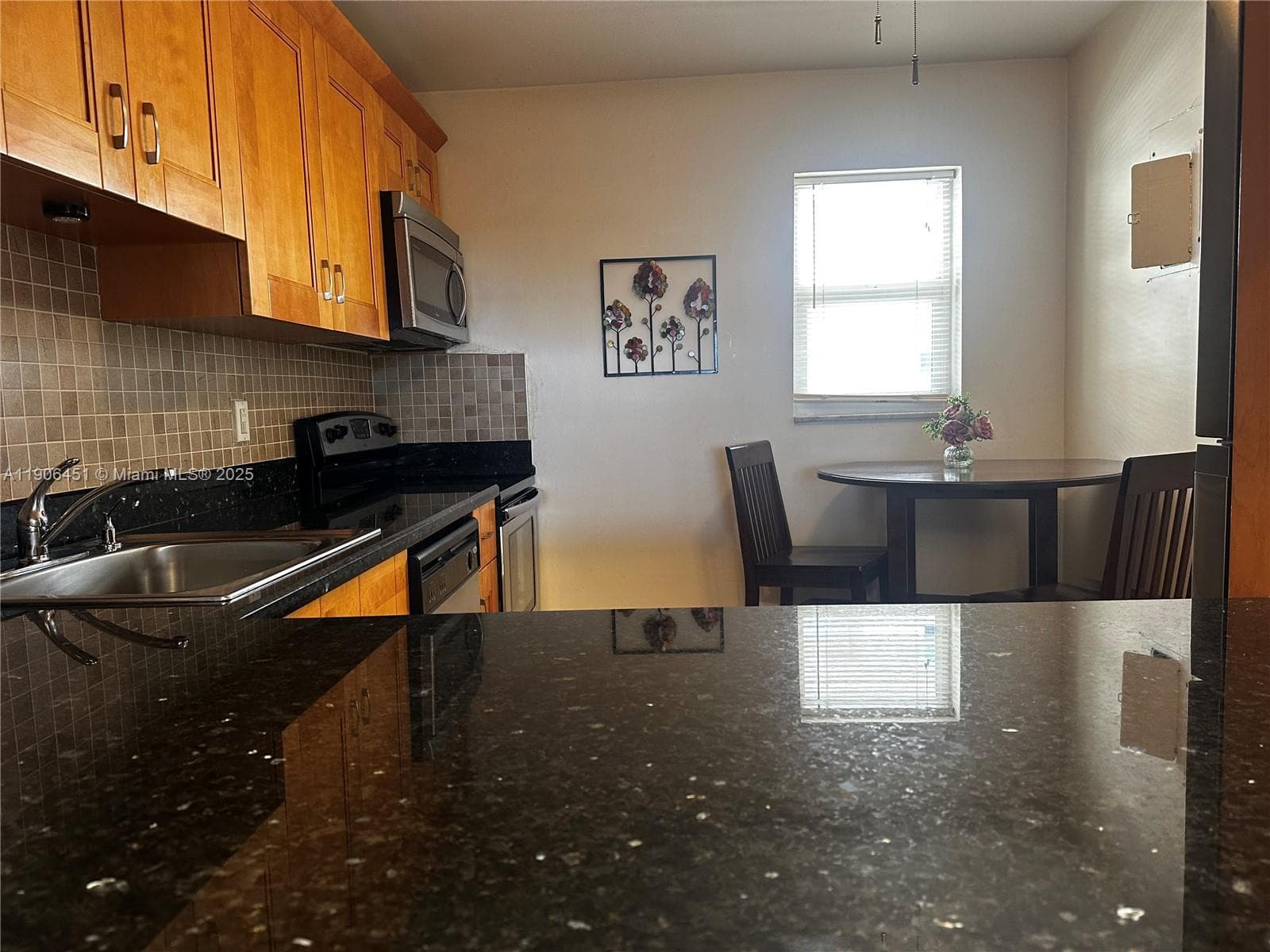 FOURTH GULFSTREAM GARDEN · #308 in Hallandale Beach - Photo 8