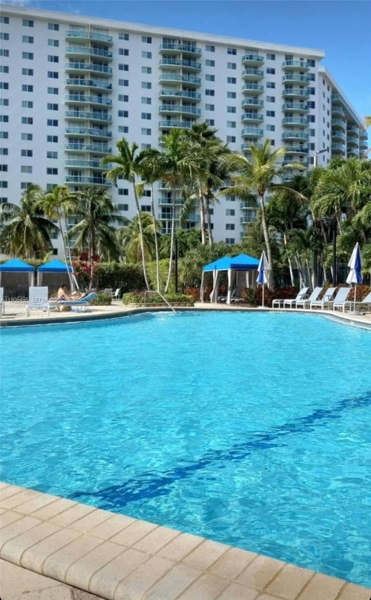 Ocean Reserve · #PH-10 in Sunny Isles Beach - Photo 27