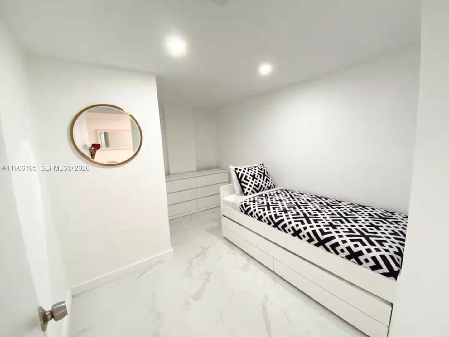 Ocean Reserve · #PH-10 in Sunny Isles Beach - Photo 13