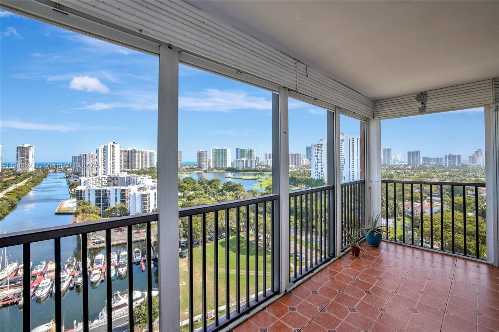 BONAVISTA CONDO · #1603 in Aventura - Photo 11